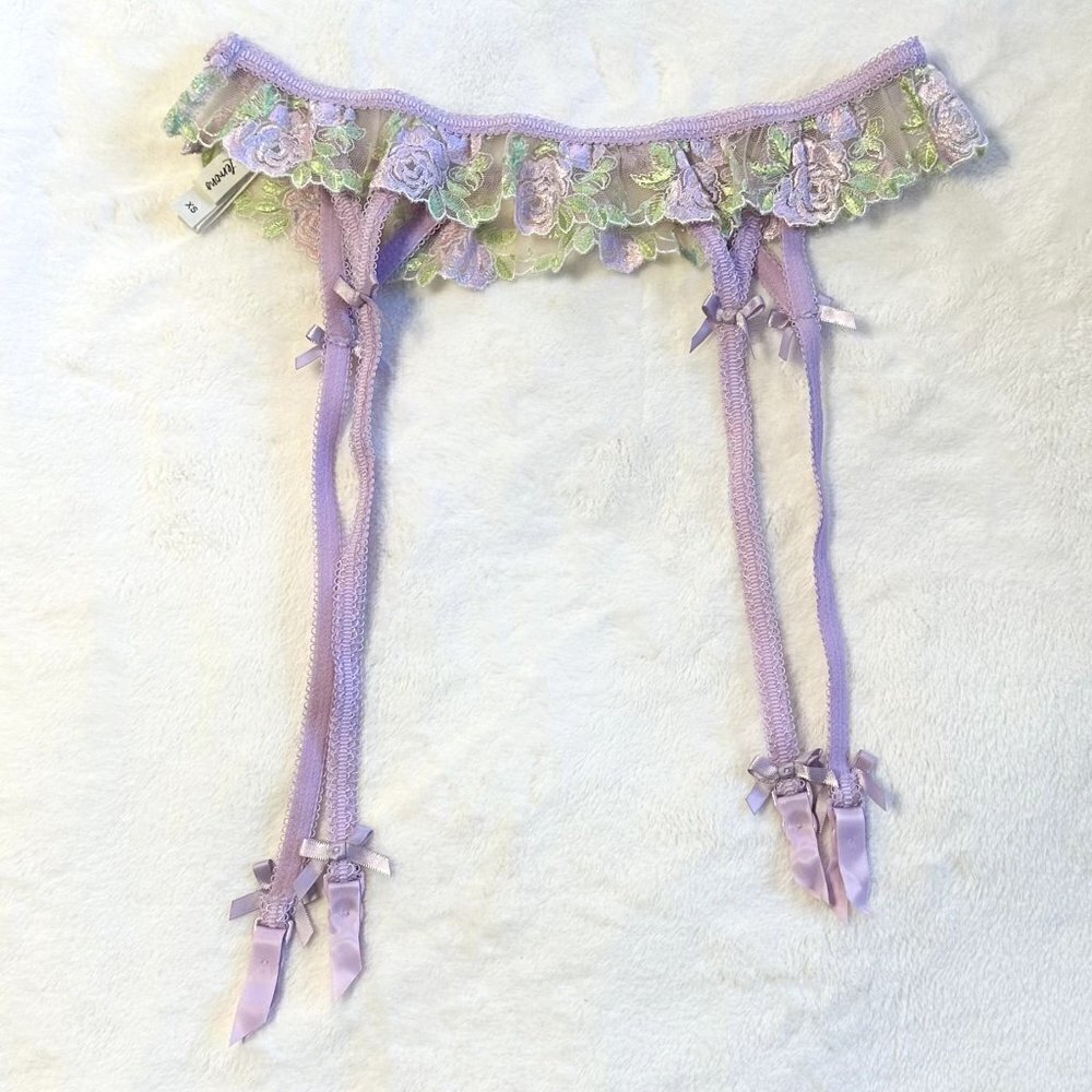 NWOT For Love & Lemons Lilac Rose Lace Hook Garter Belt - Extra Small